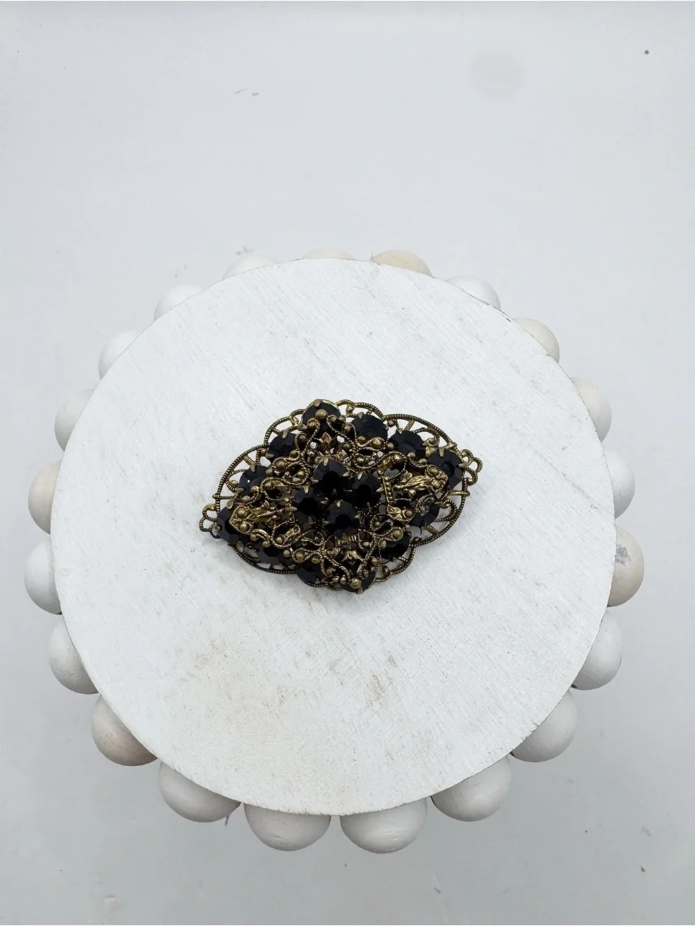 Antiqued gold tone filigree Czech style glass brooch pin